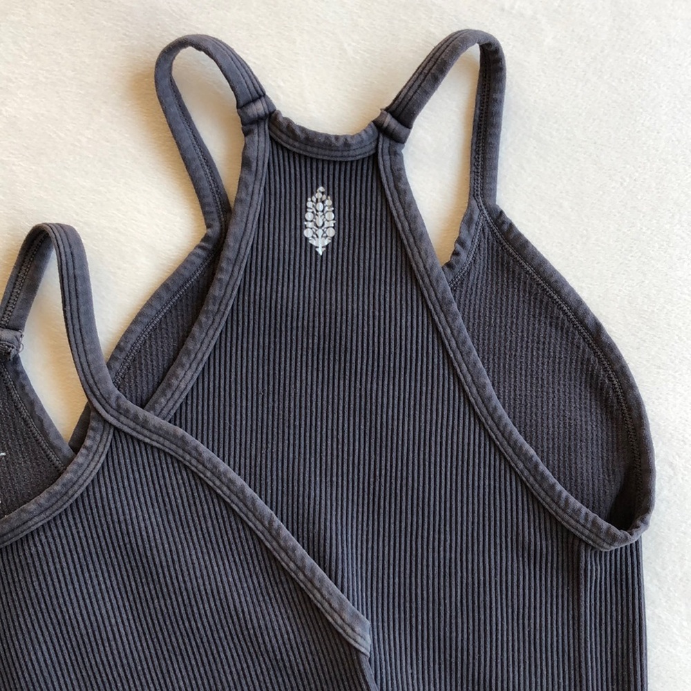 2 Pack 🖤🖤 NWOT Free People Happiness Runs Crop - Picture 5 of 6